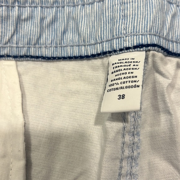Men’s Izod Shorts - Picture 3 of 5
